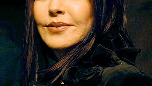 Priscilla Presley