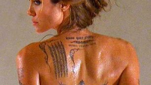 Tatuiruotės ant Angelinos Jolie kūno