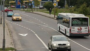 Naujos &bdquo;A juostos&ldquo; piktina miestiečius, tačiau valdininkai tikina, kad tai geras būdas i&scaron;spręsti eismo problemas.