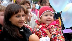 Asta Pilypaitė su dukrele.