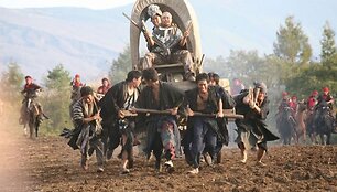 Japonų režisieriaus Takashi Miike filmas &bdquo;Japoni&scaron;kas vesternas&ldquo;. 