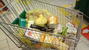Alano Cho&scaron;nau prekių vežimėlis