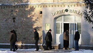 Profesinio persikvalifikavimo programos gali padėti i&scaron;sikapstyti i&scaron; duobės, o gal net pakeisti gyvenimą i&scaron; esmės.