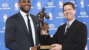L.Jamesas tapo pirmuoju &bdquo;Cavaliers&ldquo; žaidėju, gavusiu MVP apdovanojimą