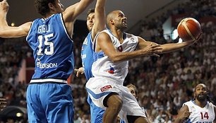 Tony Parkeris buvo nesulaikomas prancūzų gretose.