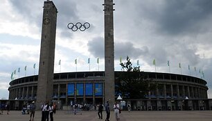 Stadione ir &scaron;alia jo