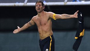 Martinas Palermo džiaugiasi įspūdingu įvarčiu