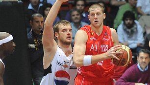 M.Petravičius patenkintas gyvenimu Milane