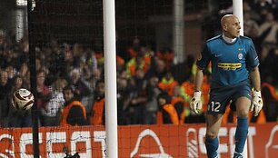 Antonio Chimenti dėl praleisto įvarčio susilaužė ranką