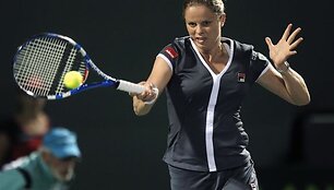 K.Clijsters tik po ataklios kovos įveikė J.Henin