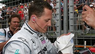 M.Schumacheriui komandos vadovai priekaištų neturi