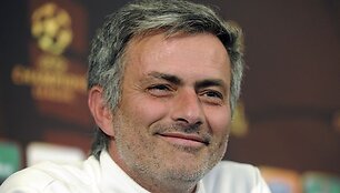J.Mourinho turi galimybę &scaron;į sezoną laimėti trečią titulą - UEFA Čempionų lygą