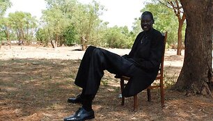 Manute Bolas