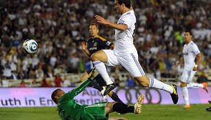 G.Higuainas pelnė du įvarčius