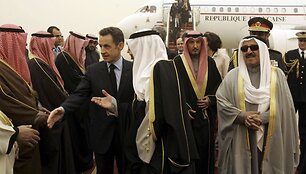 Kuveito &scaron;eichai su Prancūzijos prezidentu Nicolas Sarkozy.