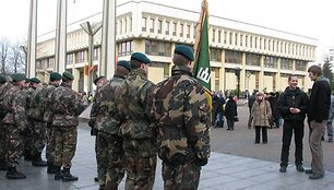 Kovo 11-ąją eitynėmis Lietuvos &scaron;aulių sąjungos nariai pagerbė Lietuvos nepriklausomybę. (2009-03-11)