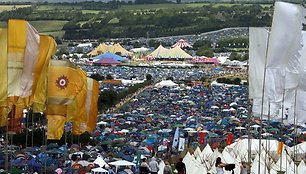 Glastonberis į savo glėbį priima visus, nepriklausomai nuo tautybės, tikėjimo, muzikinio skonio ar mados pojūčio.