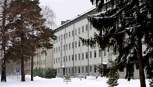 Kra&scaron;to apsaugos ministrė Rasa Juknevičienė Didžiojo Lietuvos etmono Jonu&scaron;o Radvilos mokomajame pulke Rukloje (Jonavos r.) lankė savanori&scaron;kųjų būtinųjų karinių mokymų (BKM) pirmosios pamainos karius.