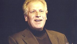 Režisierius V.Mikalauskas