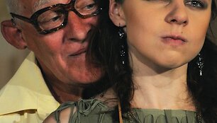 Spektaklio &bdquo;Vestonai&ldquo; akirmirka