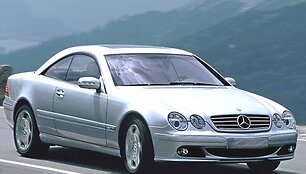 Vilnietės nusikaltimo įrankiu tapo toks kaip &scaron;is kupė &bdquo;Mercedes-Benz CL 600&ldquo;. 