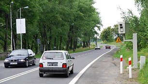 Lenkijos pakelėse gausu automatinių greičio matuoklių.