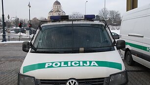Riau&scaron;ių metinės prie Seimo domino tik policiją ir žiniasklaidą.