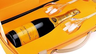 Prancūziško šampanas „Veuve Cliquot Brut“, kurio butelis Panevėžyje kainuoja 177 litus.