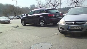 Įžūlus pažeidėjas su &bdquo;Audi Q7&ldquo;