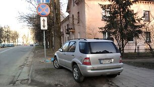 Pažeidėjas su MB visureigiu