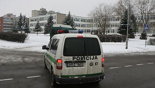 Dėl sprogimo grėsmės Vilniaus gimnazijos evakuacija