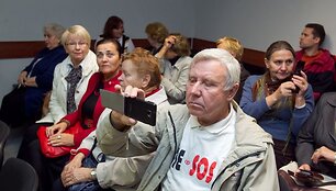 Rezonansinės bylos nagrinejimas.
