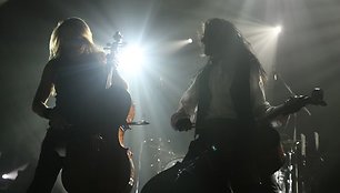 Grupė „Apocalyptica" šėlsta scenoje