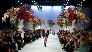 Juozo Statkevičiaus 2022 m. pavasario/vasaros „haute couture“ kolekcija