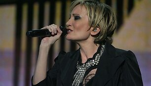 Penktadienio vakarą sostinės &bdquo;Utenos&ldquo; pramogų arenoje Vilniaus gyventojus ir svečius džiugino Prancūzijos &bdquo;muzikos ambasadorė&ldquo; Patricia Kaas