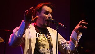 Marijonas Mikutavičius draugus ir gerbėjus pakvietė į gyvo garso koncertą.