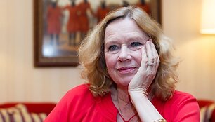 Liv Ullmann
