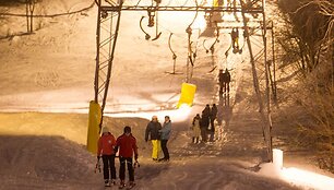 Naktinis slidinėjimas Liepkalnyje 