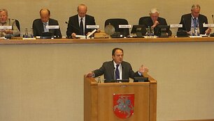 Akimirkos i&scaron; sesijos atidarymo Vilniuje, Seimo rūmuose.