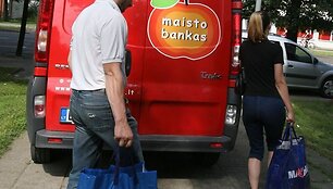 Liepos 13-29 dienomis beveik 23 tūkst. labiausiai nepasiturinčių žmonių Vilniuje ir Panevėžyje sulauks paramos maisto produktais.
