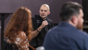Kinot teatre &bdquo;Pasaka&ldquo; įvyko susitikimas su filmo &bdquo;Navalnas&ldquo; veikėjai &ndash; realūs Navalno bendražygiai.