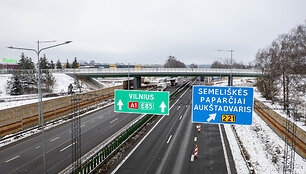 Naujas viadukas vir&scaron; kelio Vilnius-Kaunas Vievyje