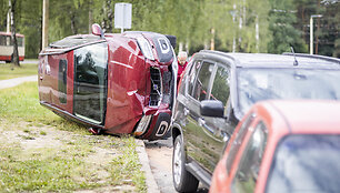 Vilniuje L. Asanavičiūtės g. įvyko masinė avarija