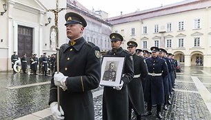 Pulkininko J. Vitkaus-Kazimieraičio laidotuvių ceremonija