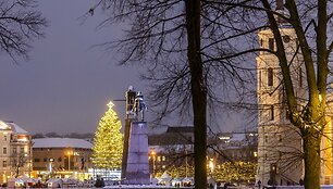 Vilniuje jau &scaron;urmuliuoja Kalėdų miestelis