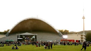 Jaunimo publika turėjo atlaikyti devynių valandų muzikos maratoną.