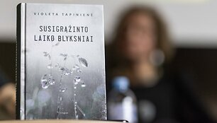 Violetos Tapinienės knygos &bdquo;Susigrąžinto laiko blyksniai&ldquo; pristatymas