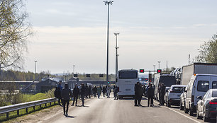 Gaisras Medininkų pasienio punkte: sudegė muitinės angaras