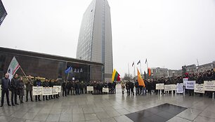 &bdquo;Vilniaus vie&scaron;ojo transporto&ldquo; darbuotojų mitingas.