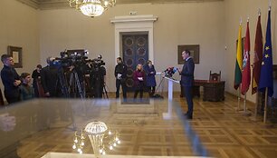 Artūras Zuokas Vilniaus rotu&scaron;ės Mero menėje.